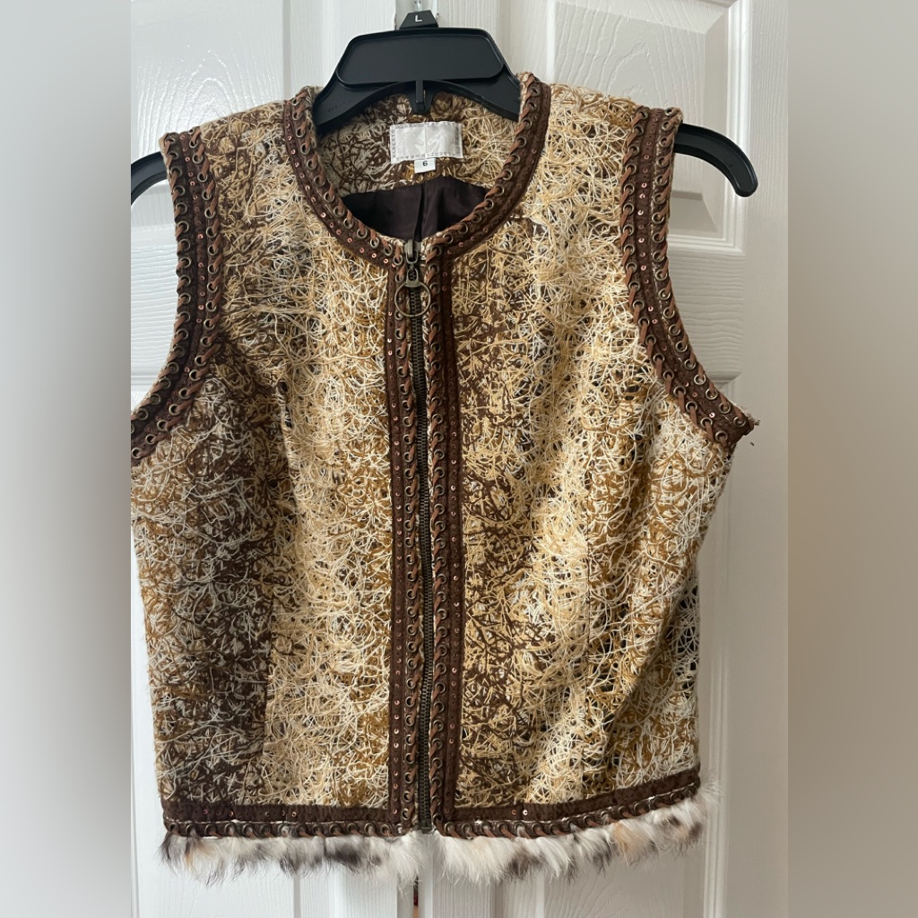 Alberto Makali Ornate Embellished Vest. Suede Trim And Faux Fur.Size 6.